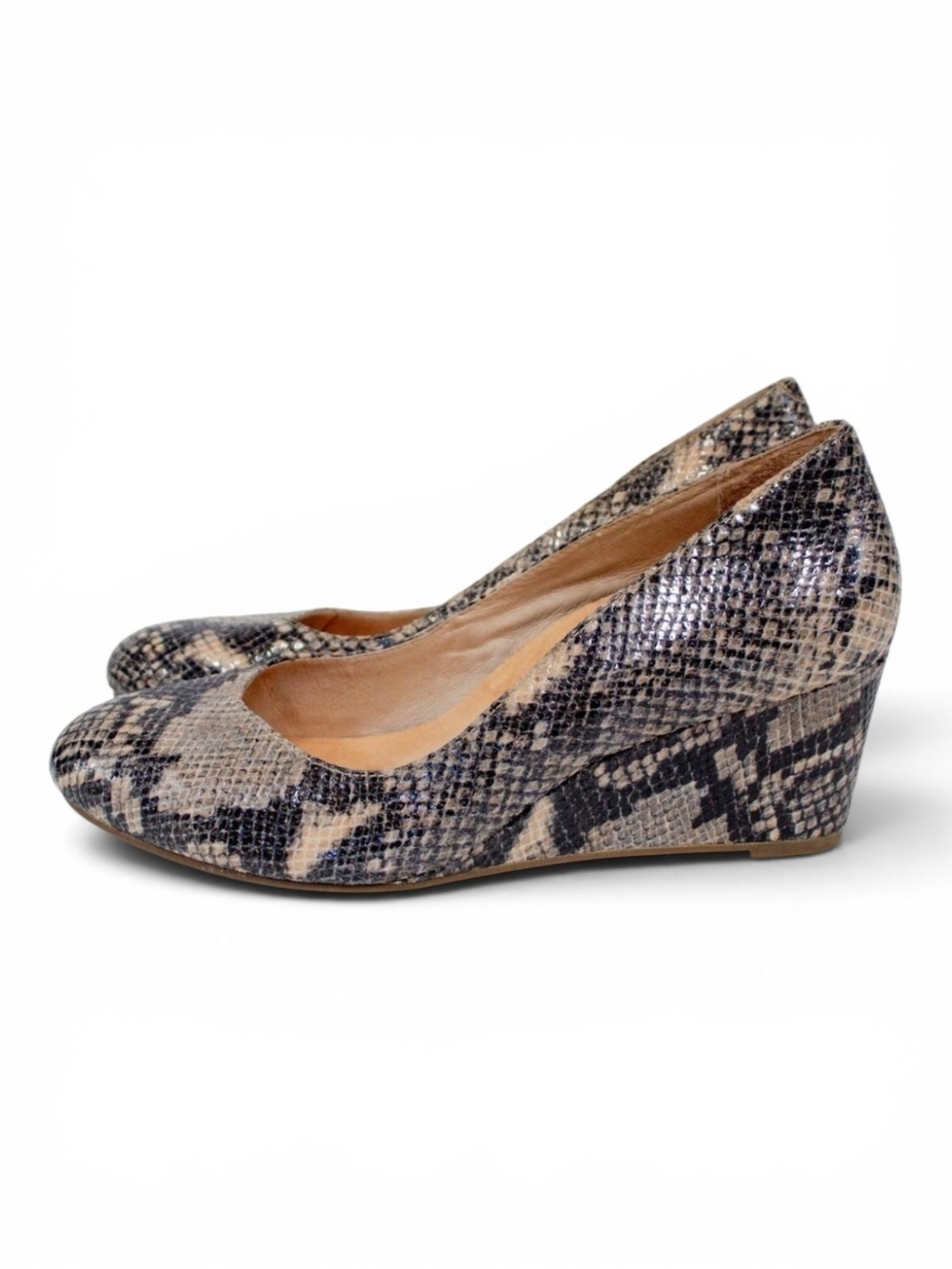 Vionic Antonia Snake Print Leather Wedge Pumps Women’s Size 6